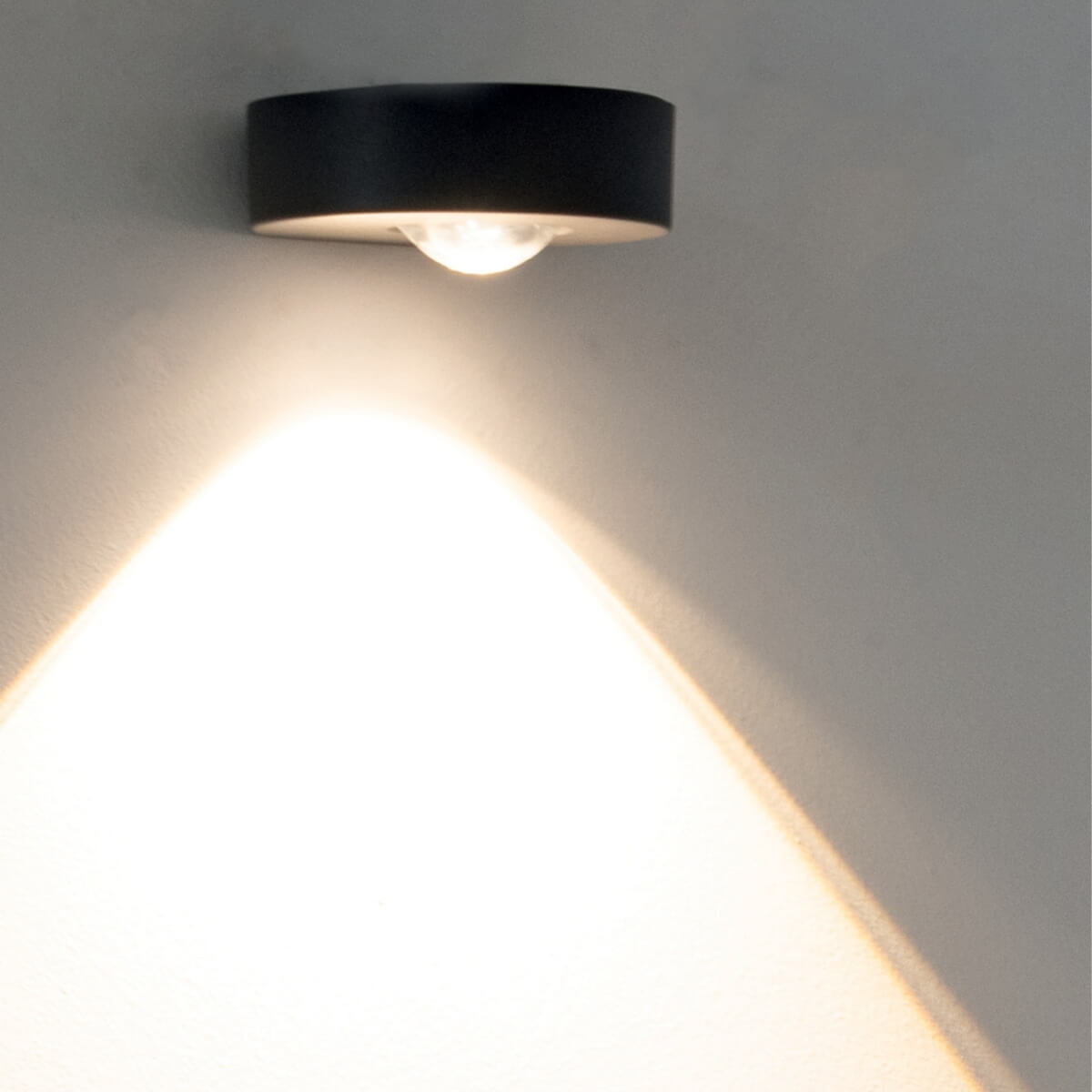 c9d8ff95-a1ee-4d62-bf67-b693ded20c7f OUTDOOR WALL LIGHT LED 9W 3000K ALUMINIUM GRAPHITE - Image 1